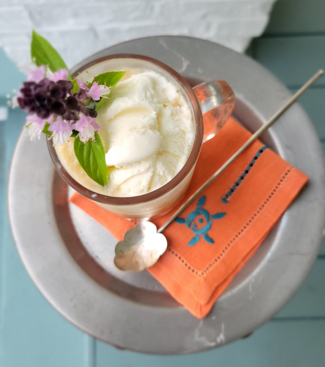 Peachy Bourbon Float – Sallie's Greatest